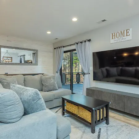 Spacious 4Br Mountain Retreat For 16 In Fairview
